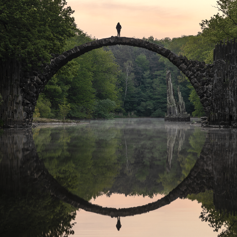 (Audio) MOONRISE MUSING 74: A Bridge To The Dream